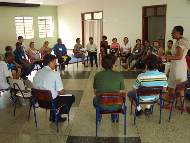 Pereira participa de reunião para seleção de comitê gestor para obras do CEU