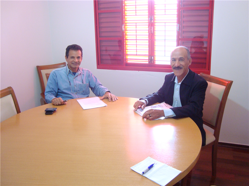 Pereira em reunião com Kim.