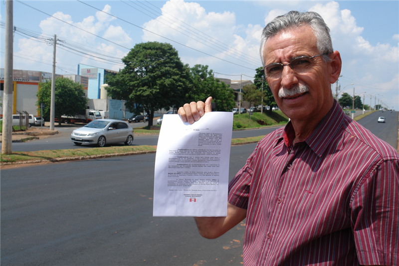 Vereador Joi participou de reunião hoje com prefeito, acompanhando moradores do Jd. Conceição