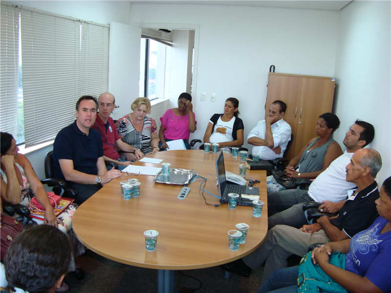 Pereira participou de reunião com prefeito Denis Andia a respeito de casas populares