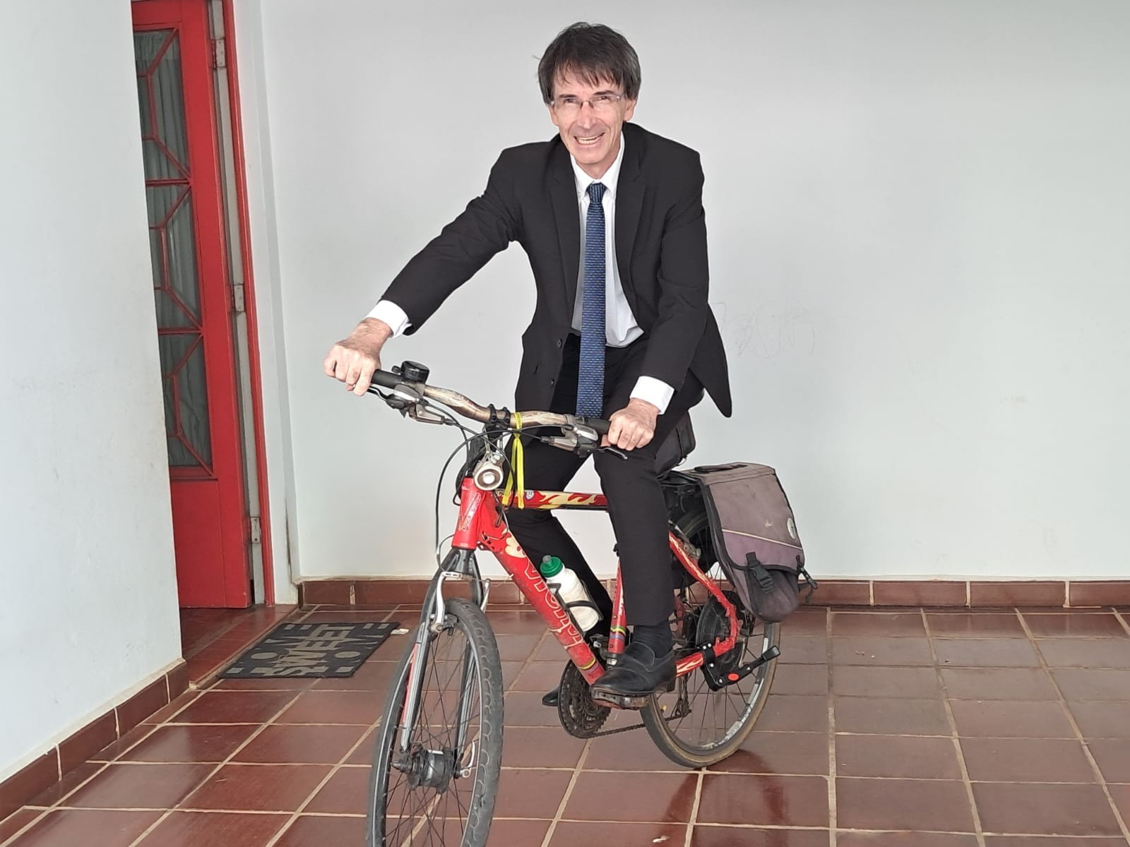 Vereador concede Moção de Aplauso ao professor e ambientalista José Carlos Armelin