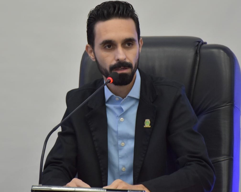 Em requerimento, vereador cobra explicações sobre manutenção asfáltica em Santa Bárbara d’Oeste