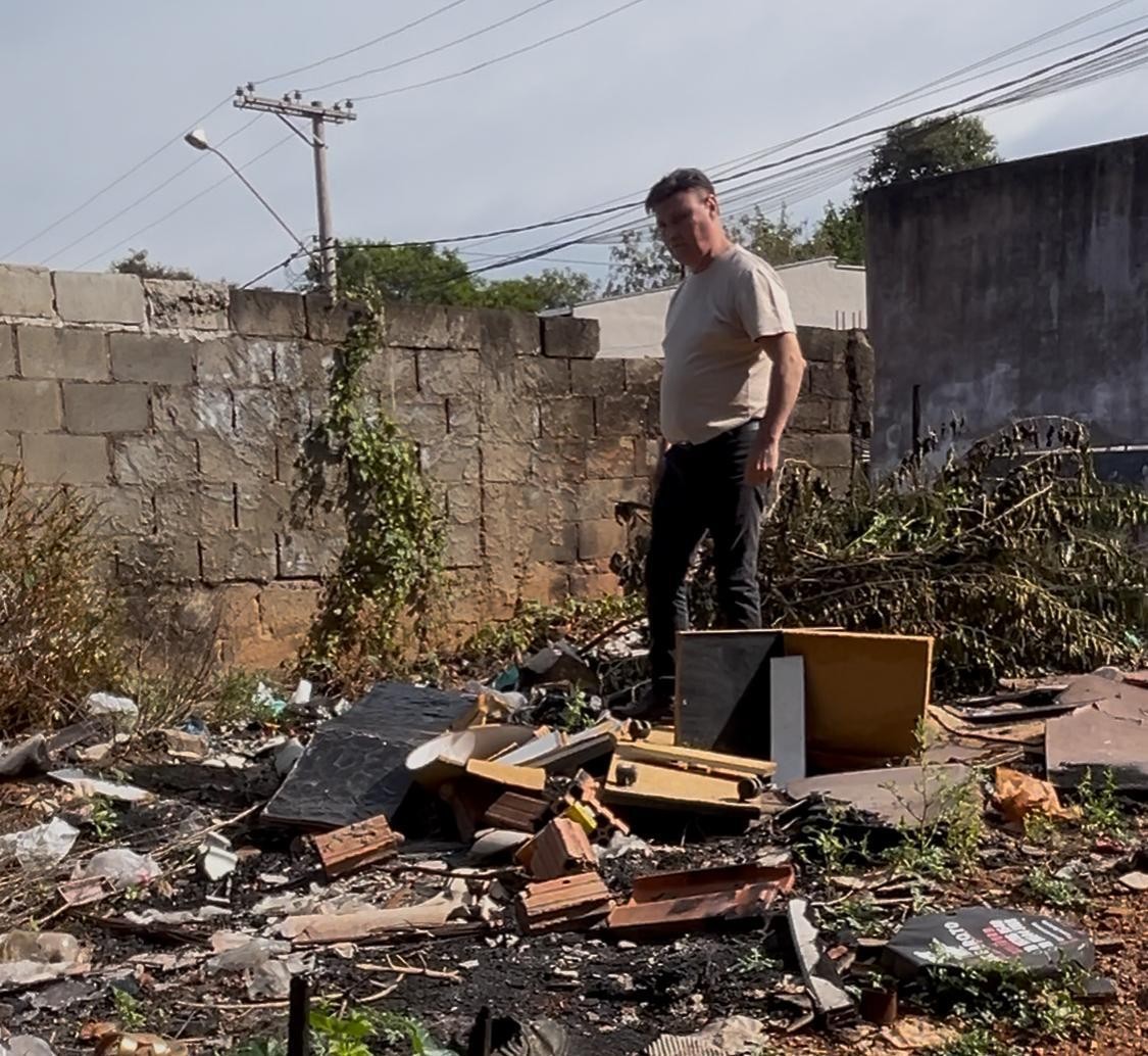 Vereador cobra providências urgentes em passagem entre os bairros Jardim Santa Alice e Jardim Aranha Oliveira