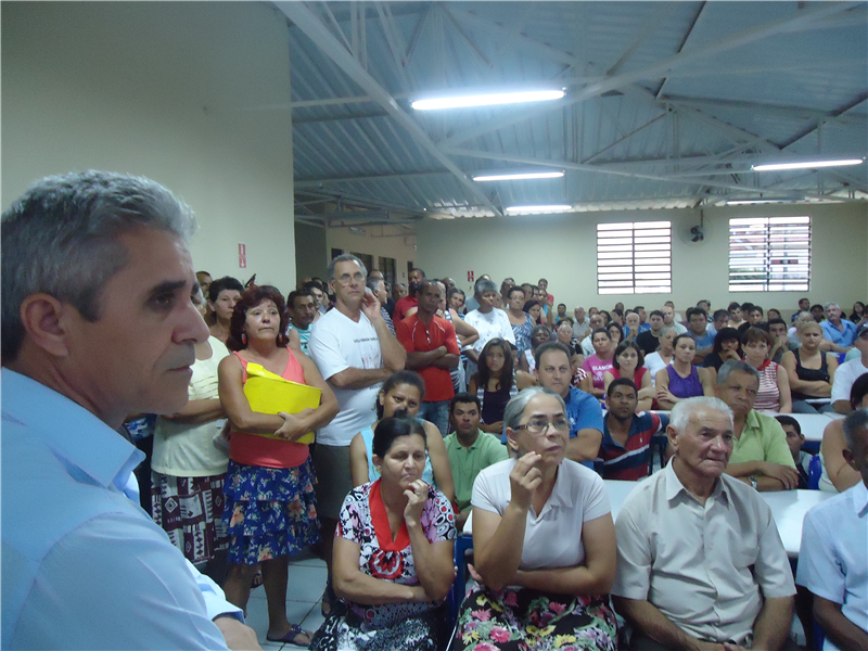 Vereador Fabiano Pinguim conversou com alunos no Plenário