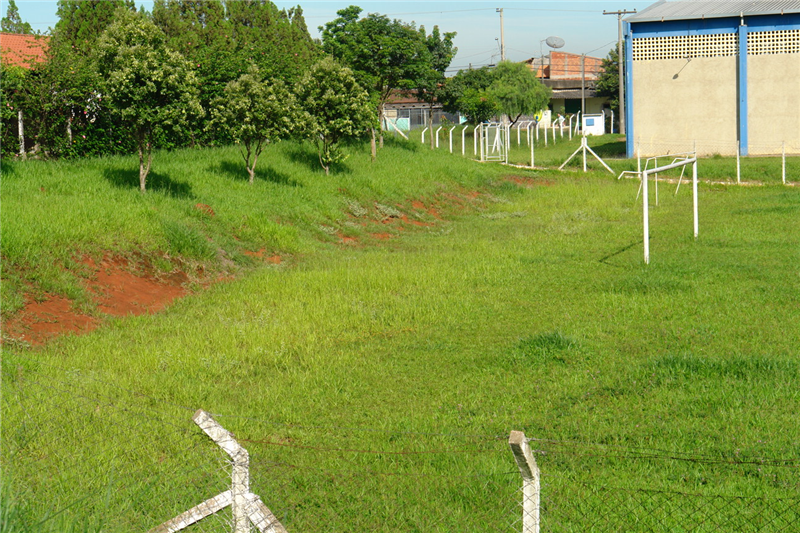 Ampliação de área atrás do l era uma das solicitações do vereador e de moradores