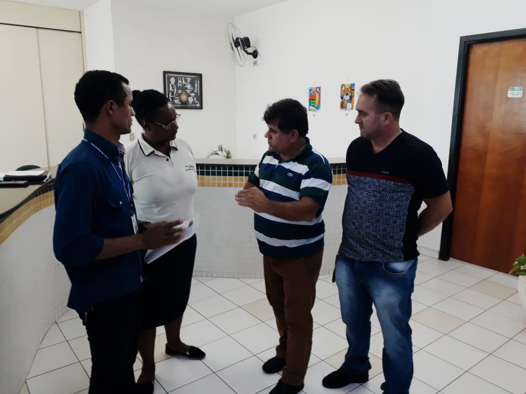 Vereadores cobraram secretária Tânia Mara a respeito da inscrição de alunos em vagas de creches