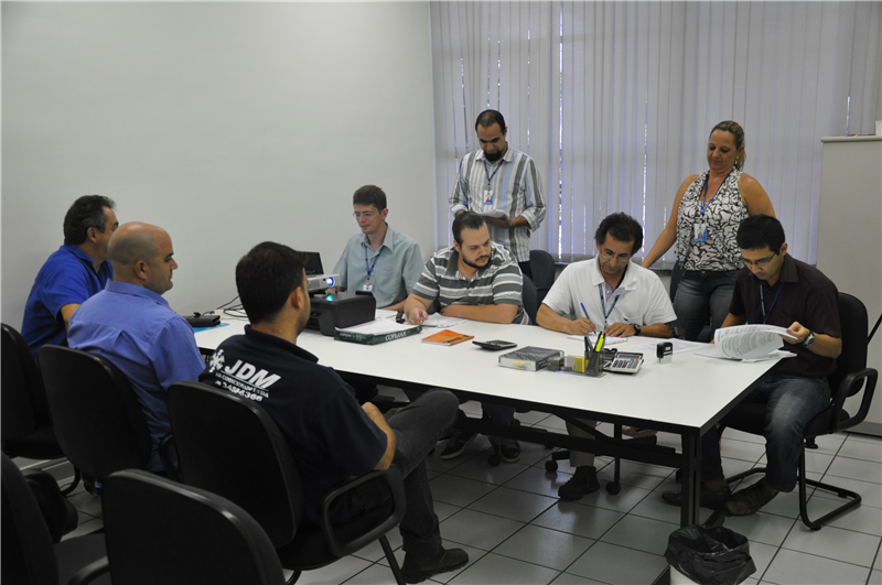 Pregão Presencial nº 10/2013.