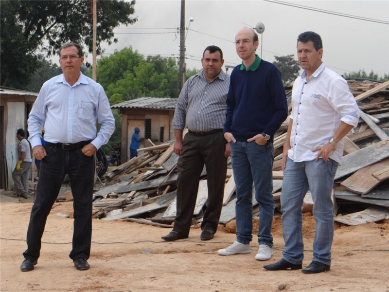 Kadu acompanha secretários em vistoria à UPA do Santa Rita