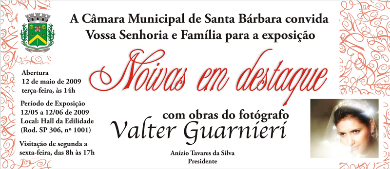 Cerca de 20 painéis com fotos de noivas ficarão expostos no Hall da Edilidade