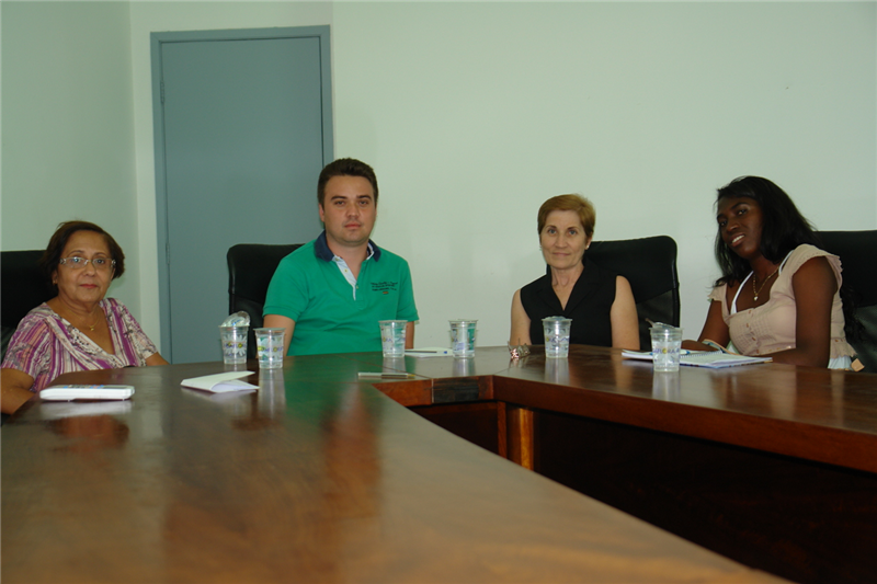 Integrantes da MeiMei pedem apoio à Câmara para aprovação de projeto