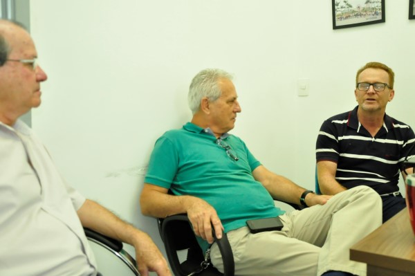 Joi encaminhou pedidos de cadeirantes à diretoria da ACISB