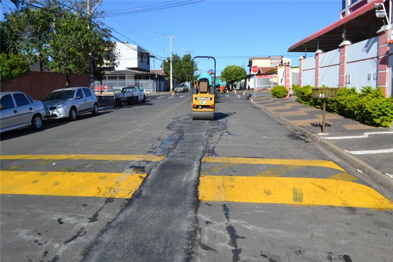 Após pedido do vereador Felipe Sanches, Prefeitura efetuou reparos na rua Tupiniquins