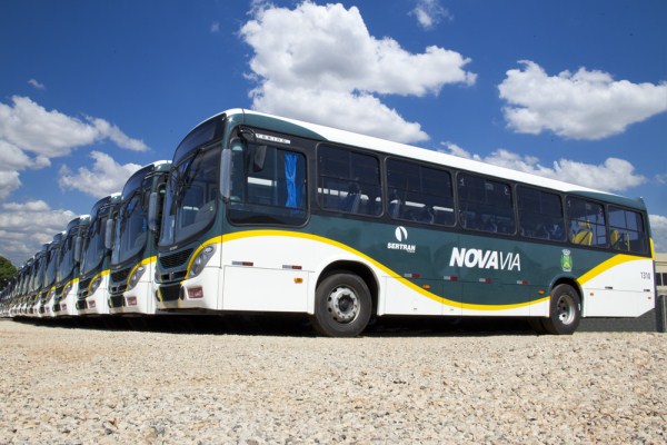 Pereira quer divulgação de horários de ônibus na Internet