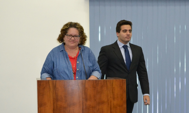 Eufrásia Aggizio, presidente da AMAI-SBO, fez uso da Tribuna Livre durante a sessão