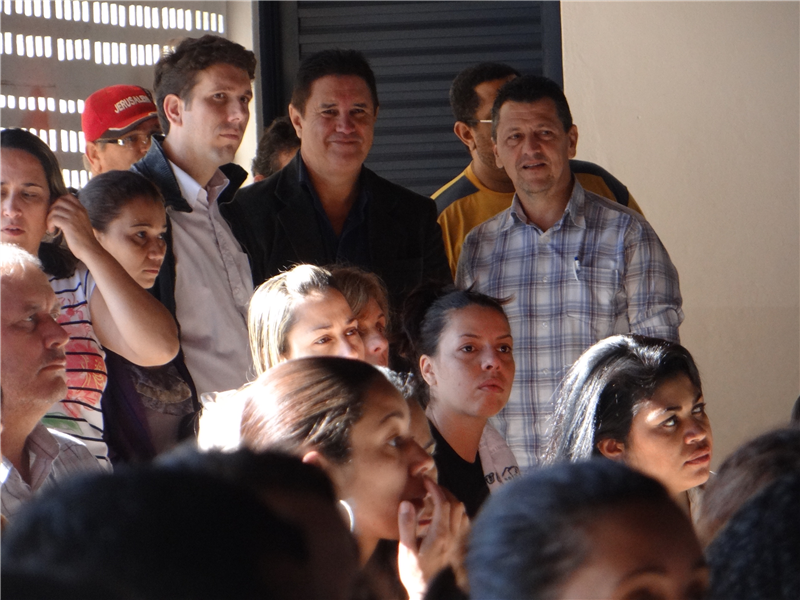 Giovanni Bonfim, Antônio da Loja e Kadu Garçom participam de evento no Conjunto dos Trabalhadores