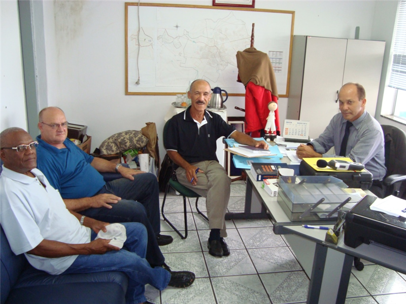Pereira e líderes comunitários estiveram reunidos com secretário Rômulo bbi