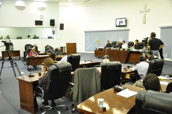 Parlamentares também aprovaram Diário Oficial do Legislativo