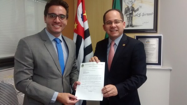 Felipe Sanches visitou a ALESP nesta sexta-feira (15)