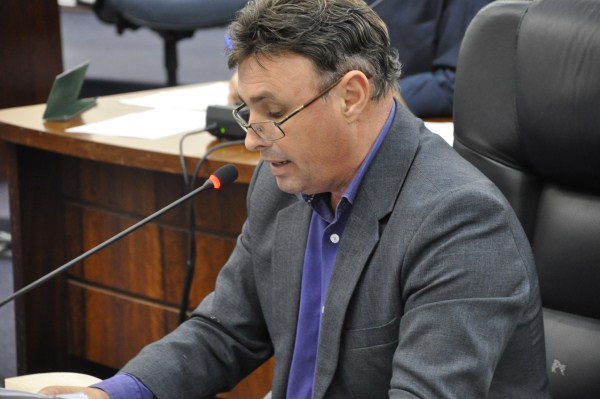 Carlos Fontes protocolou ofício hoje na Prefeitura